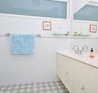 Morisset Memories - Accommodation Coffs Harbour