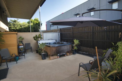 Mount Gravatt Guesthouse - Accommodation Coffs Harbour 2