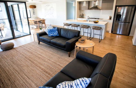 NAUTILUS - Accommodation Coffs Harbour 0