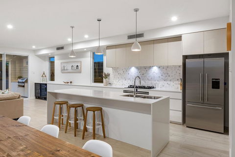 NAUTiLUS OCEAN BREEZE - Accommodation Coffs Harbour 2