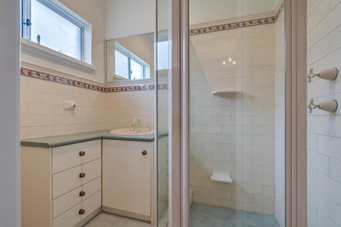 Serpentine Rose - Accommodation Coffs Harbour 13