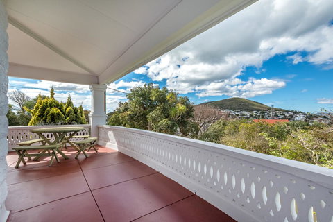 Serpentine Rose - Accommodation Coffs Harbour 15