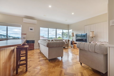 Serpentine Rose - Accommodation Coffs Harbour 5