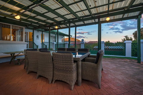 Serpentine Rose - Accommodation Coffs Harbour 16