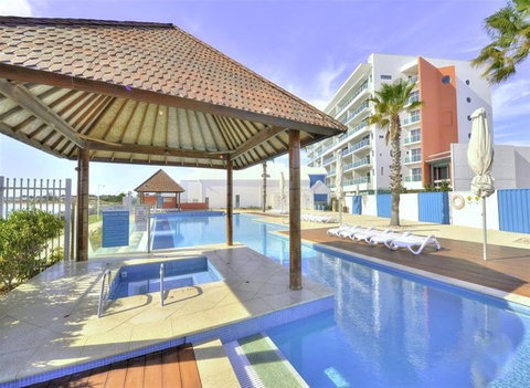 Nautica Residences Mandurah - Accommodation Coffs Harbour 14