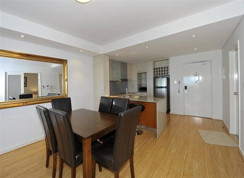 Nautica Residences Mandurah - Accommodation Coffs Harbour 12