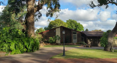Jacaranda Hideaway Bed & Breakfast - Accommodation Coffs Harbour 16