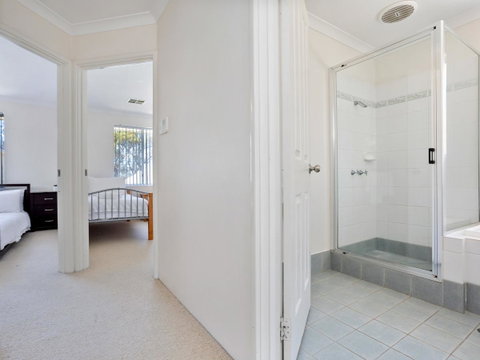 Cooper Street - Accommodation Coffs Harbour 17