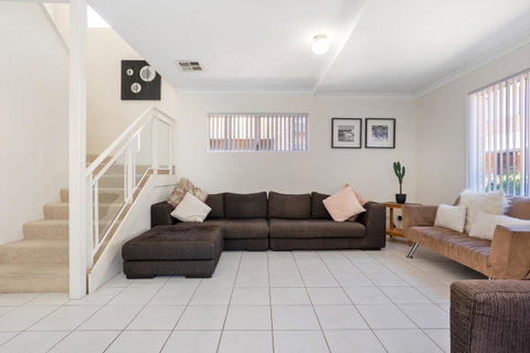 Cooper Street - Accommodation Coffs Harbour 1