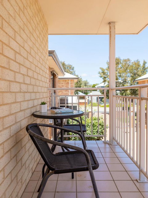 Cooper Street - Accommodation Coffs Harbour 13