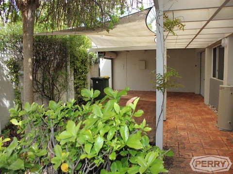 Waterside Canal Dreams - Accommodation Coffs Harbour 1