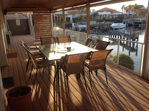 Waterside Canal Dreams - Accommodation Coffs Harbour 33