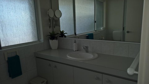 Waterside Canal Dreams - Accommodation Coffs Harbour 18