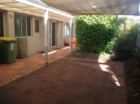 Waterside Canal Dreams - Accommodation Coffs Harbour 14