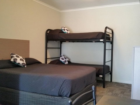 Mandurah Foreshore Motel - Accommodation Coffs Harbour 11