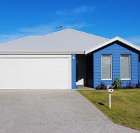 The beach house - Accommodation Coffs Harbour