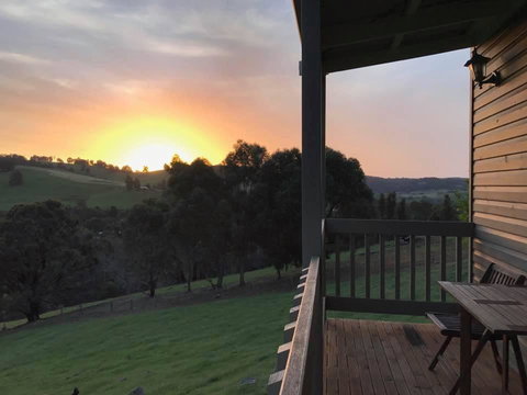 Balingup Highview Chalets - Accommodation Coffs Harbour 11