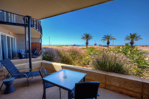 Mantarays Ningaloo Beach Resort - Accommodation Coffs Harbour 12