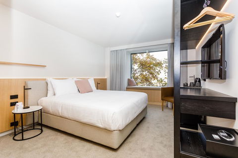 Quay Perth - Accommodation Coffs Harbour 24