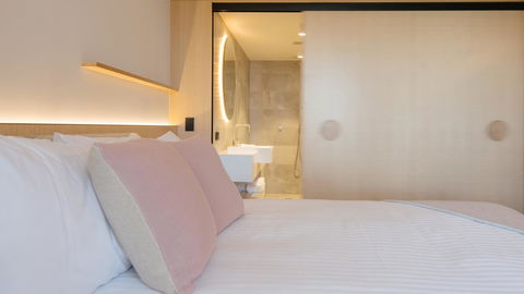 Quay Perth - Accommodation Coffs Harbour 7