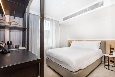 Quay Perth - Accommodation Coffs Harbour 2