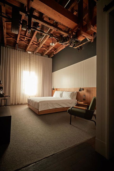The Premier Mill Hotel - Accommodation Coffs Harbour 2