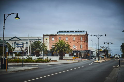 The Premier Mill Hotel - Accommodation Coffs Harbour 14