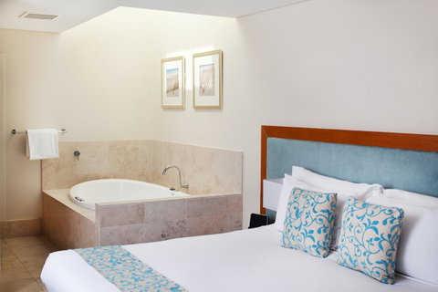 Seashells Mandurah - Accommodation Coffs Harbour 10