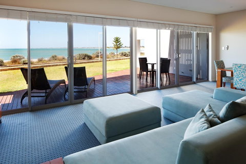 Seashells Mandurah - Accommodation Coffs Harbour 6