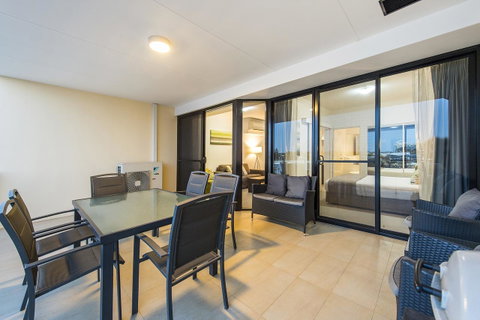 Dolphin Quay Apartments - Accommodation Coffs Harbour 38