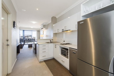 Dolphin Quay Apartments - Accommodation Coffs Harbour 34