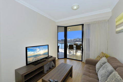 Dolphin Quay Apartments - Accommodation Coffs Harbour 2
