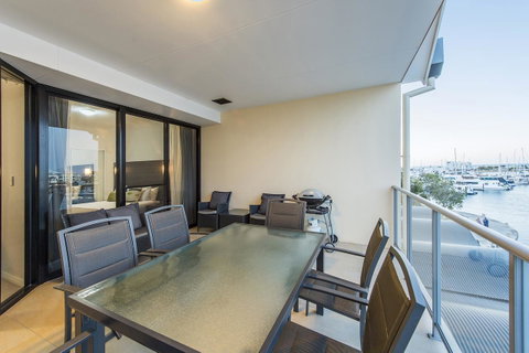 Dolphin Quay Apartments - Accommodation Coffs Harbour 25