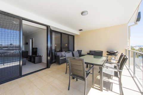 Dolphin Quay Apartments - Accommodation Coffs Harbour 27