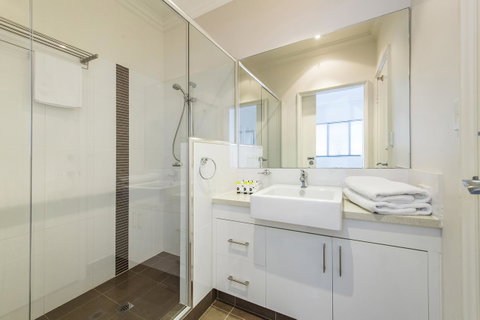 Dolphin Quay Apartments - Accommodation Coffs Harbour 40