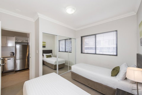 Dolphin Quay Apartments - Accommodation Coffs Harbour 43