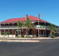The Palace Hotel - Accommodation Coffs Harbour