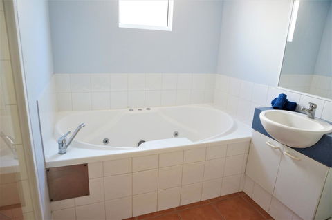 Osprey Holiday Village Unit 118 - Accommodation Coffs Harbour 9