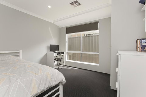 Perth Comfy Stays - Accommodation Coffs Harbour 35