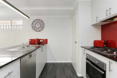 Perth Comfy Stays - Accommodation Coffs Harbour 15
