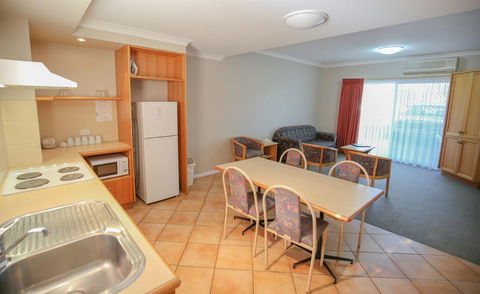 Esplanade Hotel Busselton - Accommodation Coffs Harbour 14