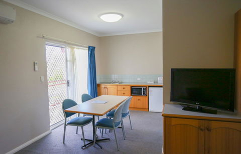 Esplanade Hotel Busselton - Accommodation Coffs Harbour 20