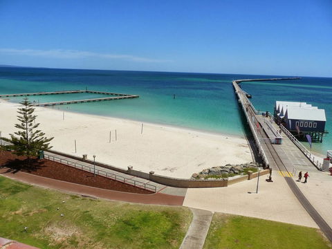 Esplanade Hotel Busselton - Accommodation Coffs Harbour 8