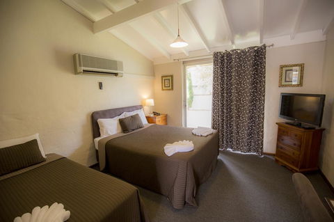 Esplanade Hotel Busselton - Accommodation Coffs Harbour 40