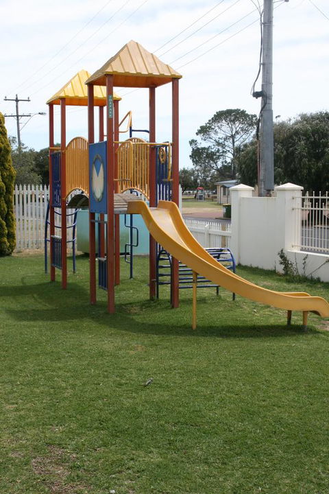 Esplanade Hotel Busselton - Accommodation Coffs Harbour 10
