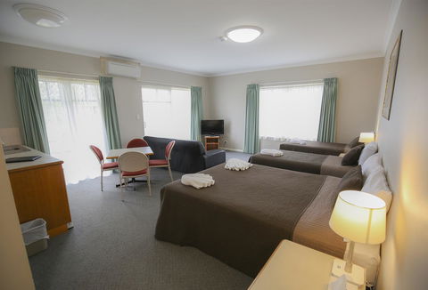 Esplanade Hotel Busselton - Accommodation Coffs Harbour 35
