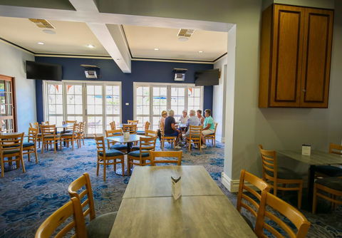Esplanade Hotel Busselton - Accommodation Coffs Harbour 7