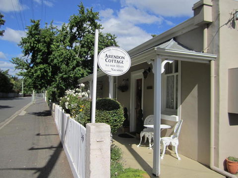 Arendon Cottage - Accommodation Coffs Harbour 2