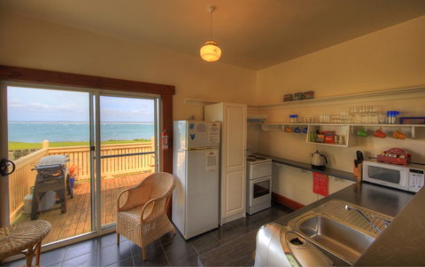 Stanley Village Waterfront Accommodation - Accommodation Coffs Harbour 19