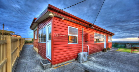 Stanley Village Waterfront Accommodation - Accommodation Coffs Harbour 15
